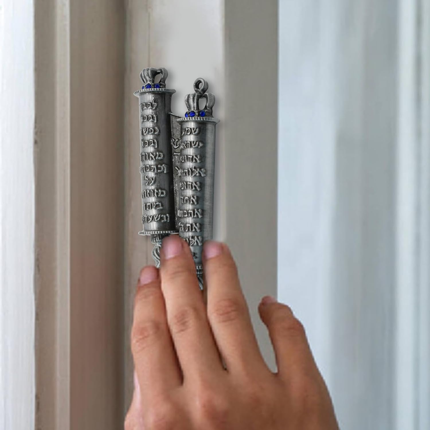 MrMrKura Metal Mezuzah with 2 Scrolls for Door
