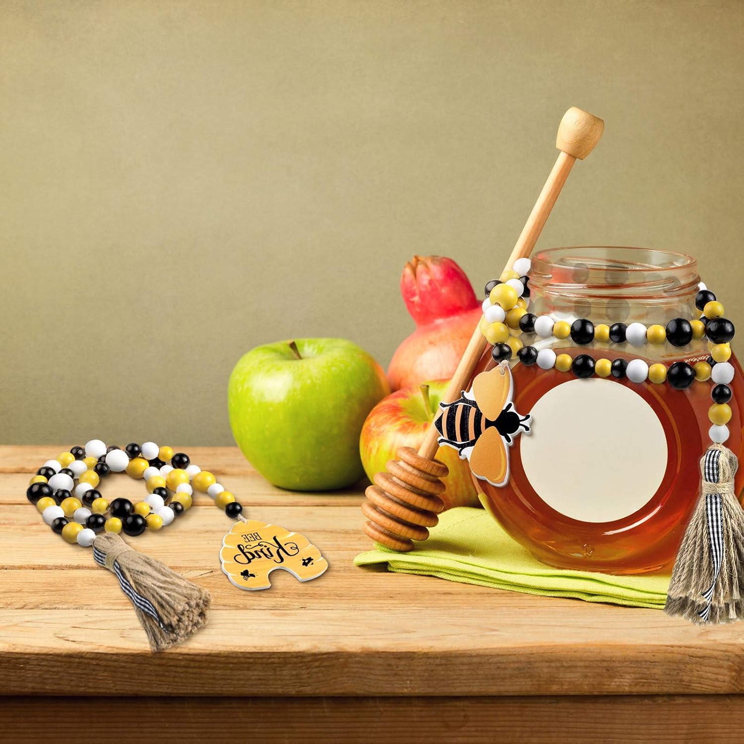 Jetec 2 Piece Honey Bee Wood Bead Garland with Tassels
