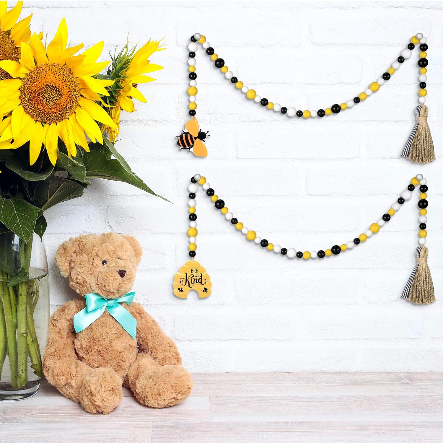 Jetec 2 Piece Honey Bee Wood Bead Garland with Tassels