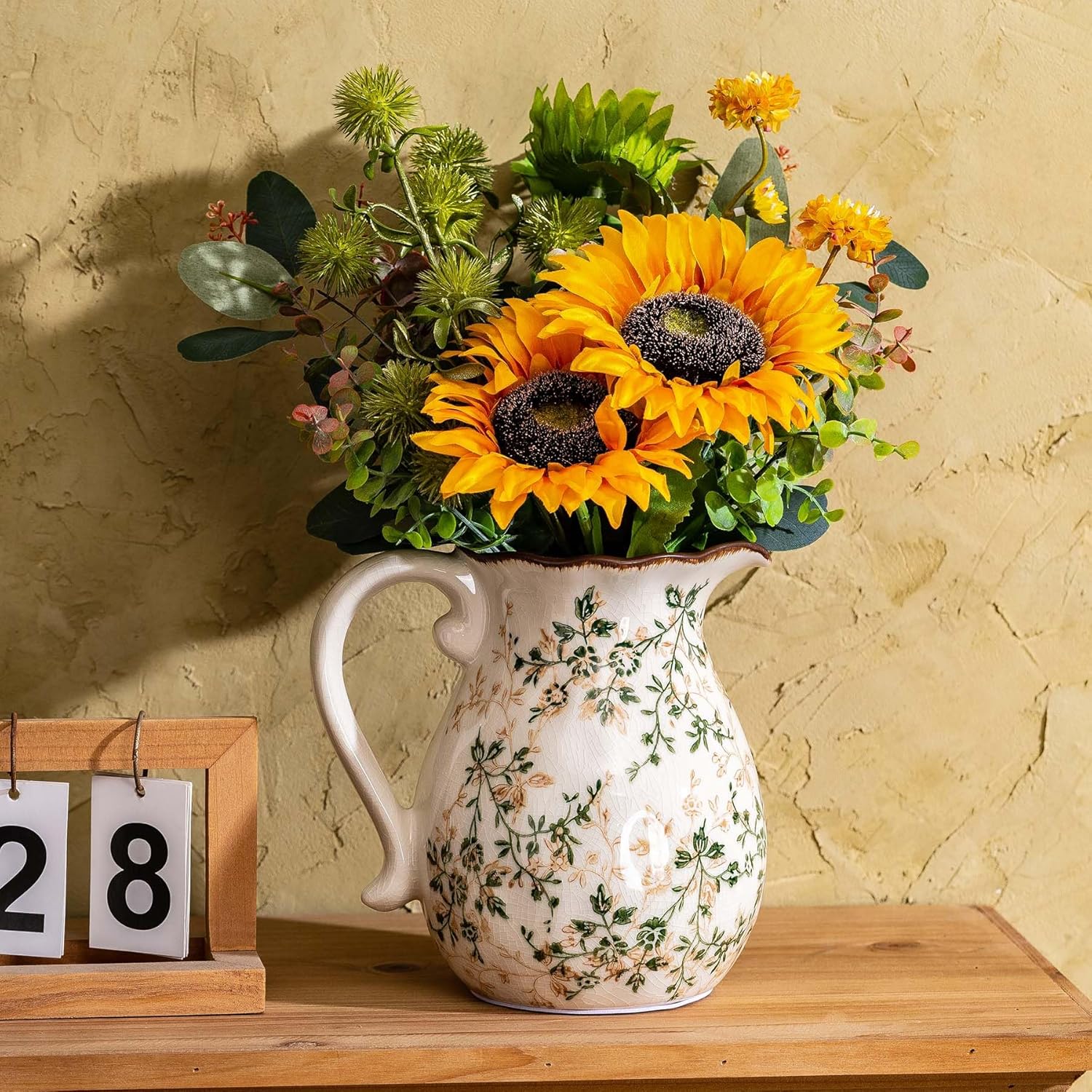 Green and White Vintage Vase with Handle